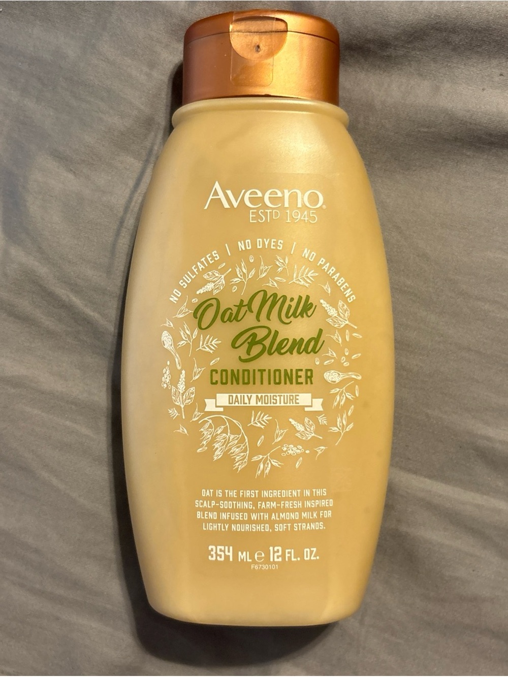 New Aveeno Oat Milk Blend Daily Moisture Conditioner 12 fl oz